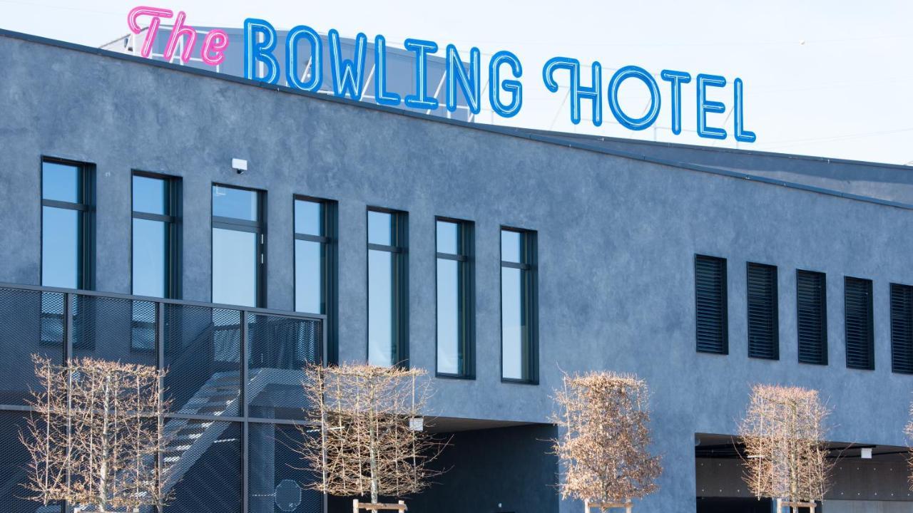 The Bowling Hotel Grens Exterior photo